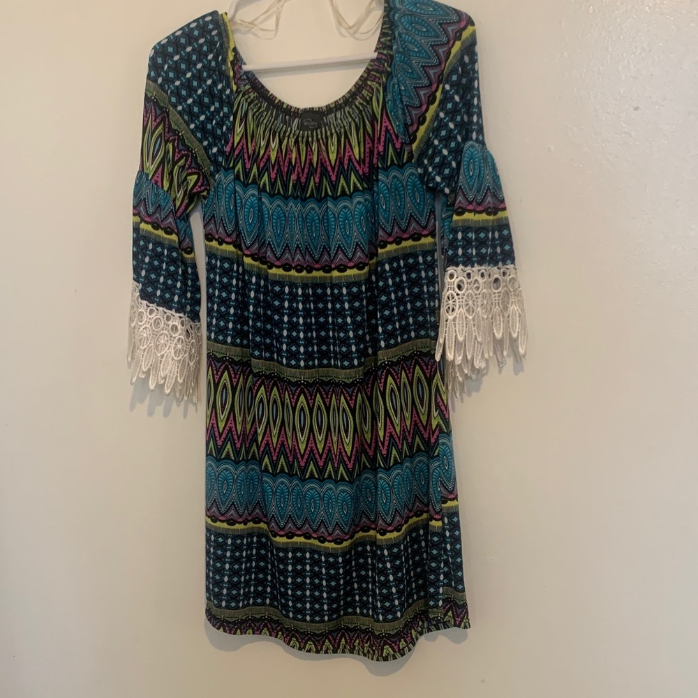 WinWin Multicolor Lace Tunic